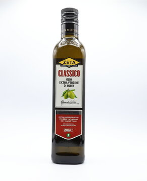 Italian olive oil, extra virgin. From Zeta. Classico.