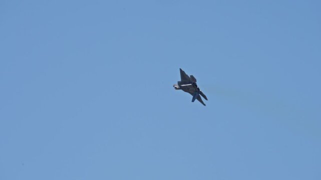 F-22 Raptor Barrel Roll Tracking Shot