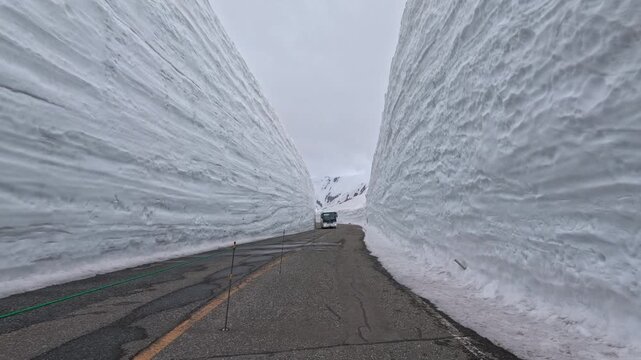 Japan&rsquo;s Famous Snow Corridor &ndash; Tateyama Kurobe in Spring, Toyama, Japan