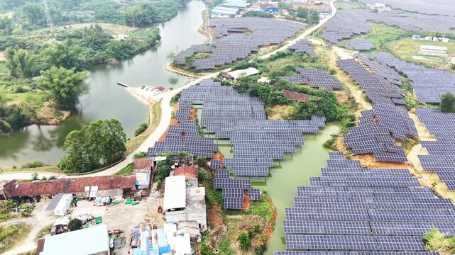 Large Solar Farm Integrated with Guangxi Farmland, Rivers and Villages