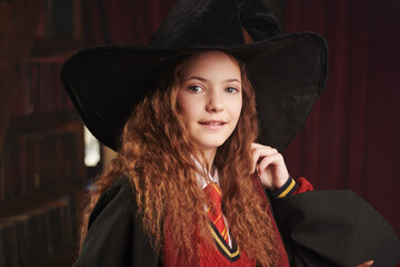 Naklejka premium Curious Wizard Portrait