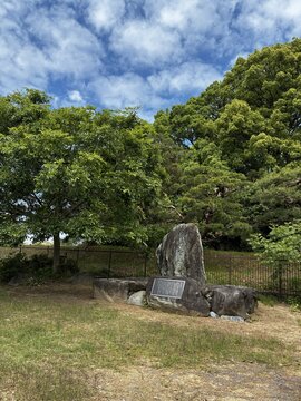 old stone grave,Uki Bune