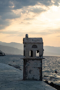 Small chapel besides the sea