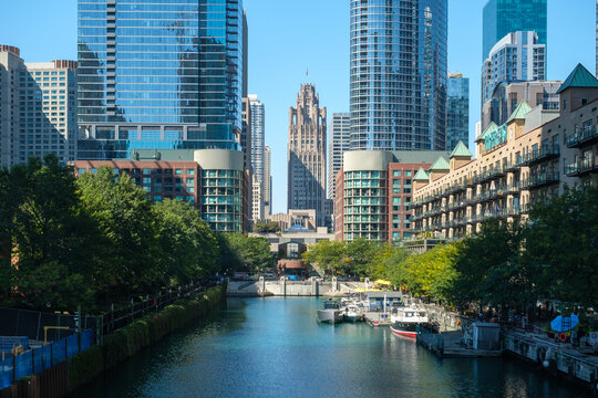The skyline and bridge scenery of the tall buildings in the canal city of Chicago, USA