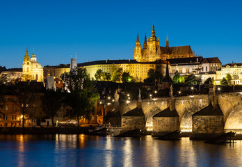 Fototapeta premium Prague, evening view of Charles Bridge and the castle