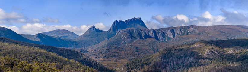 Fototapeta premium D Tas Cradle Mt Valley tele range pan