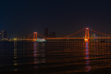 Obraz premium Night view of Wuhan, Hubei, China's city skyline and landmarks