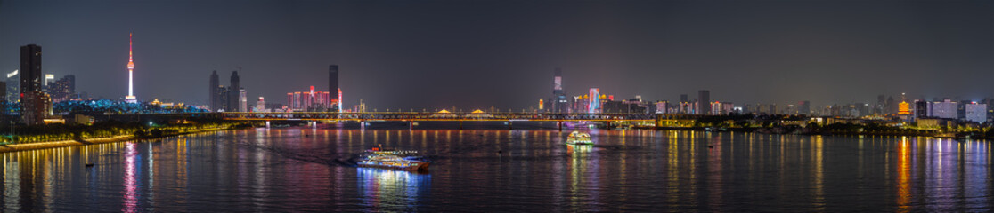 Fototapeta premium Night view of Wuhan, Hubei, China's city skyline and landmarks