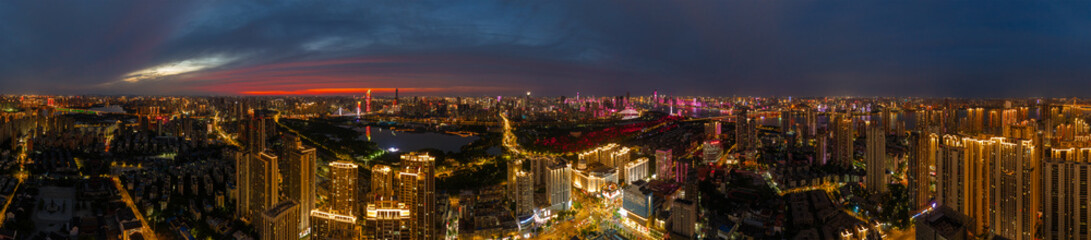Fototapeta premium Night view of Wuhan, Hubei, China's city skyline and landmarks