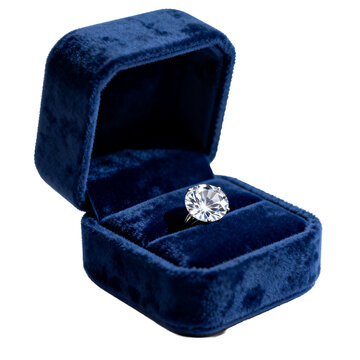 [Transparent Background PNG]Engagement Ring in Blue Velvet Box