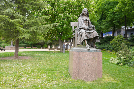 CLERMONT-FERRAND, FRANCE - APRIL 28, 2026: Statue of Blaise Pascal in a public park