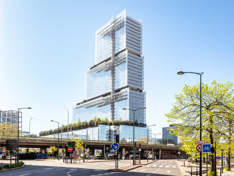 Clichy, France - April 7, 2026: View from Clichy of the Tribunal de Paris (Courthouse of Paris) housed in a 38 storeys, 160 metres high building designed by architect Renzo Piano and achieved in 2017.
