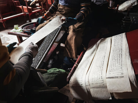 Craftsmen Printing Tibetan Scripts, Dege Printing Monastery, Dege, Sichuan Province, Kham Tibet,