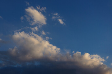 Fototapeta premium beautiful big clouds at sunset