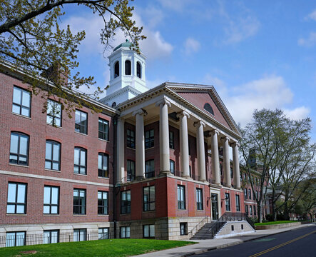 Harvard University, classical style Mallinckrodt Chemical Laboratory Building