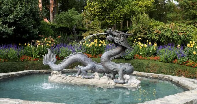 The Dragon Fountain in Victoria Butchart Gardens,British Columbia,Canada.