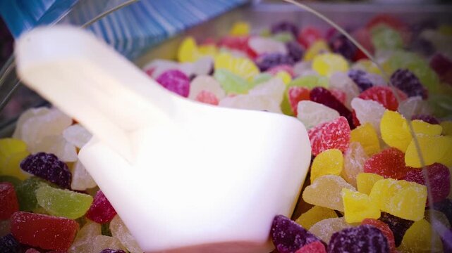 Sch&auml;rfenverlagerung &uuml;ber saure S&uuml;&szlig;igkeiten bis zur Sch&ouml;pfkelle