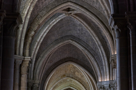 Das Gew&ouml;lbe der Kathedrale von Lausanne, in der Schweiz