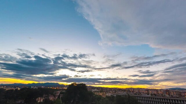 lapsodetiempo atardecer elche alicante espa&ntilde;a