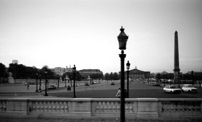 Obraz premium Vintage photo of Place de la Concorde in Paris, France - September 1982