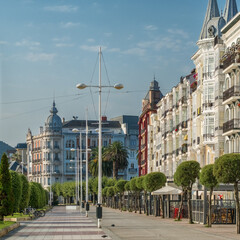 Obraz premium Elegant Historic Residential Buildings in Castro Urdiales Spain
