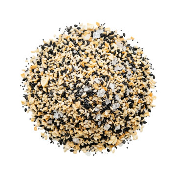 Everything bagel seasoning blend with salt crystals