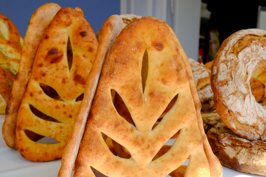 Decorative artisan bread with leaf cut pattern