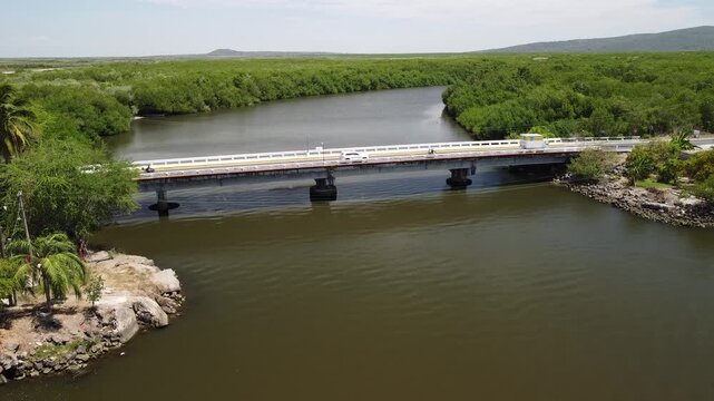 el conchal, elPuente de San Blas 09 05 2026. 