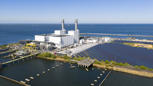 Battery Storage at Maxima Power Plant.