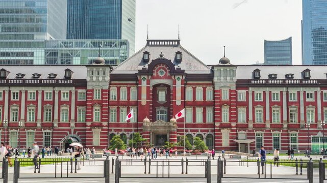 Tokyo Timelapse 4K &ndash; Tokyo Station Front Japan (Marunouchi) 24fps