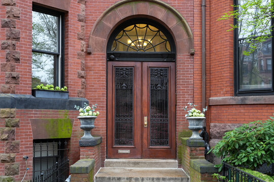 Entrance to old brownstone style building