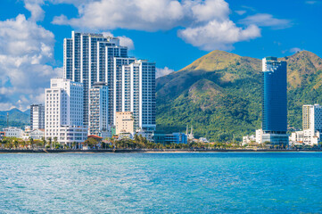 Obraz premium Sunny tropical skyline of Nha Trang coastal city Vietnam