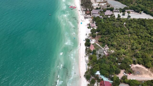 panoramic view of Bai Sao Beach shore line