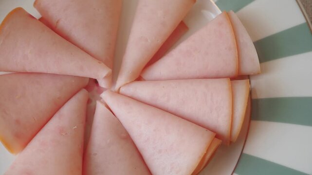 How to make simple ham rolls for snacks and lunch