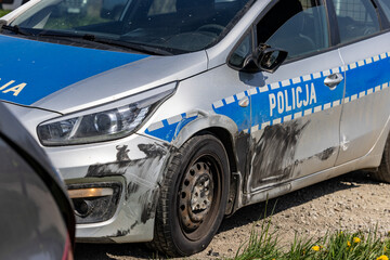 Wypadek radiowozu policyjnego pościg za sprawcą. © FotoDax