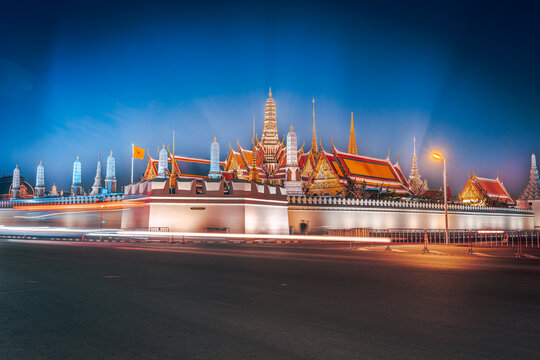 Grand palace and Wat phra keaw at sunset at Bangkok, Thailand