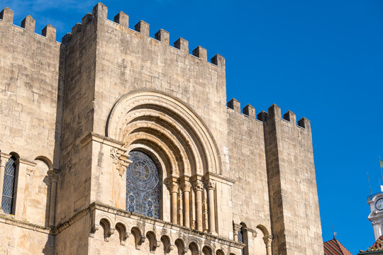 catedral velha de Co&iacute;mbra, Portugal