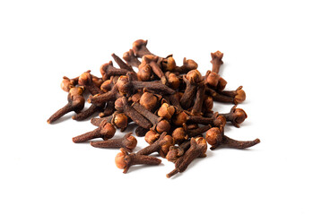 Obraz premium Heap of Dried Whole Cloves Isolated on White Background