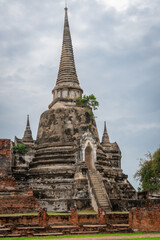 Obraz premium View of Wat Phra Si Samphet, a temple in the city of Ayuthaya, Thailand
