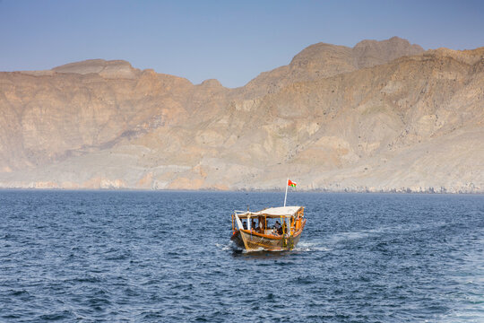 Traditional Dhow Cruise with Dolphins Through the Scenic Fjords of Musandam, Oman