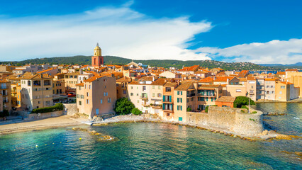 Obraz premium View of the city of Saint-Tropez, Provence, Cote d Azur, a popular destination for travel in Europe