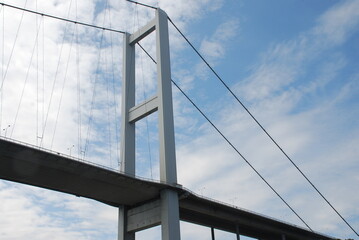Fototapeta premium Bridge crossing the bosphorus in Istanbul, Turkey