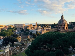 Fototapeta premium The great Colosseum of Rome, Italy, is one of the wonders of the world. images from day to night.