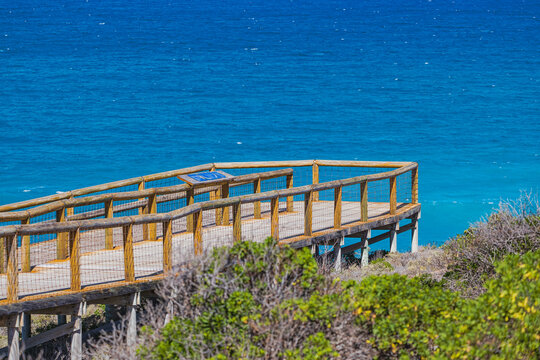 Viewing platform overlooking the ocean at Nullarbor, Australia
