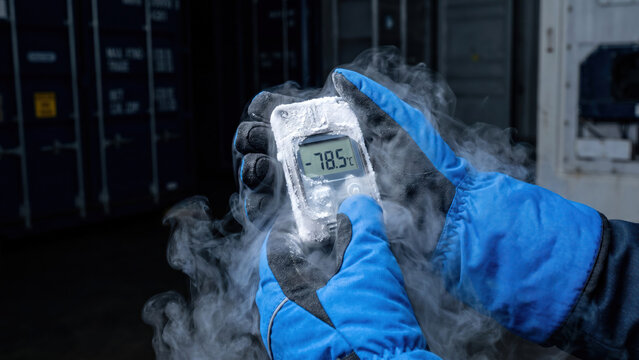 Monitoring Ultra Cold Temperatures with Sensors in Pharmaceutical Logistics Environments