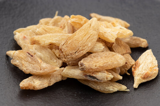 Chinese Sichuan Mianyang Produced Chinese Medicinal Decoction Piece Maidong