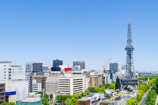 屋上広場からみた快晴の名古屋市都市景観（名古屋市中区栄）