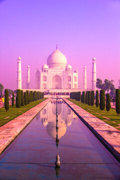 Taj Mahal, Standing majestically on the banks of River Yamuna