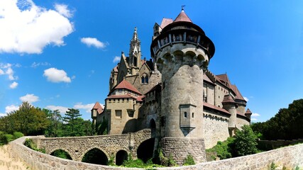 Burg Kreuzenstein bei Wien © ViennaFrame