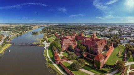 Widok z lotu ptaka na Malbork. 